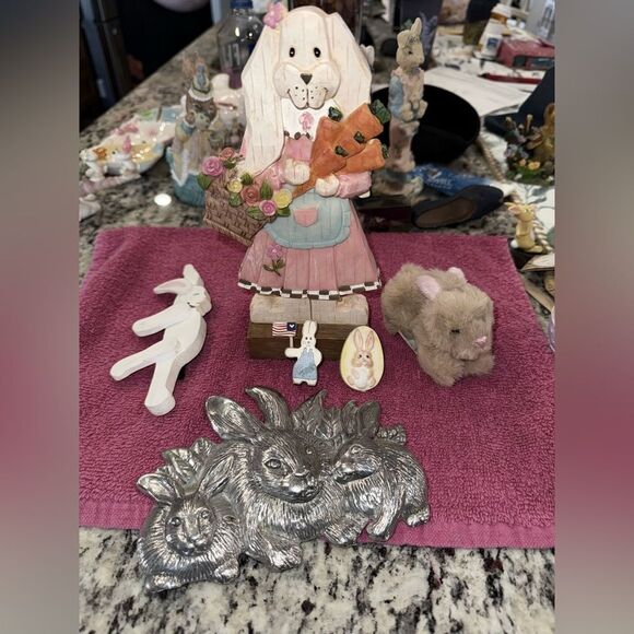 Charming Bunny Figurine Collection - Picture 1 of 6
